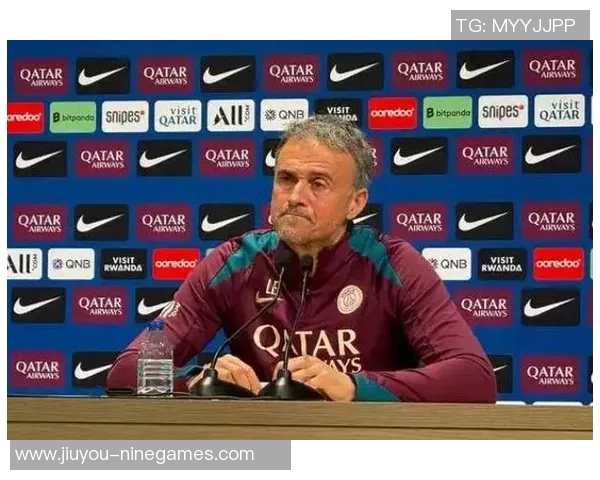 西甲激战国米与曼联战成平局红牌事件引发全场热议与转会传闻